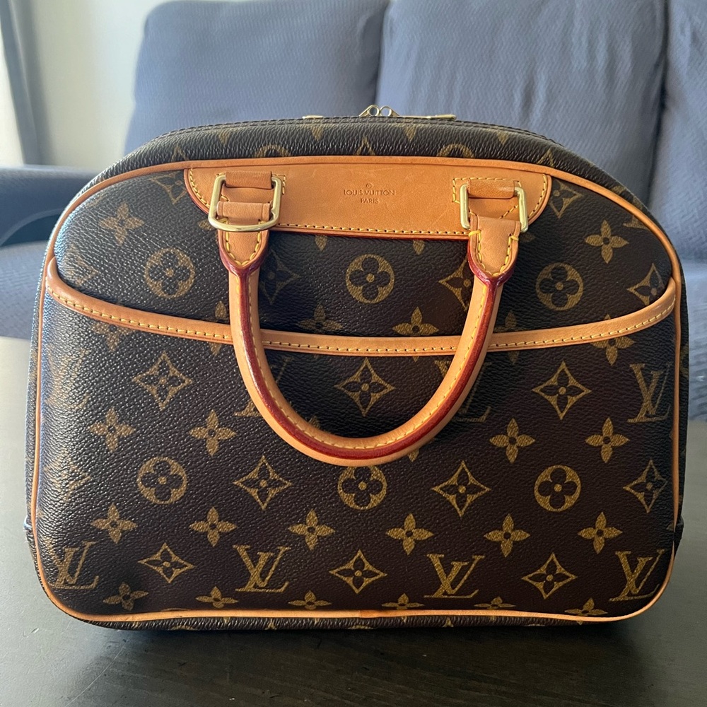 Authentic Louis Vuitton Monogram Trouville